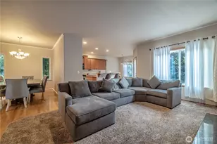 722 E Tacoma St, Kent, WA 98030 - Photo 9