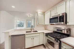 2607 Western Ave, Seattle, WA 98121 - Photo 7