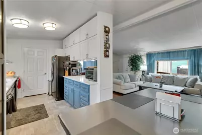 15271 Oak Drive, Renton, WA 98058 - Photo 7