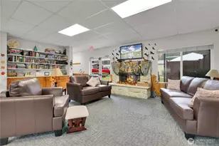 15271 Oak Dr, Renton, WA 98058 - Photo 33