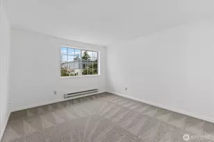 132 NE 95th St, Seattle, WA 98115 - Photo 19