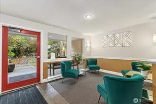 132 NE 95th St, Seattle, WA 98115 - Photo 3