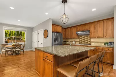 1719 271st Avenue SE, Sammamish, WA 98075 - Photo 13