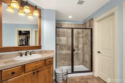 1719 271st Avenue SE, Sammamish, WA 98075 - Photo 19