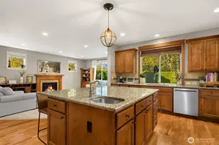 1719 271st Ave SE, Sammamish, WA 98075 - Photo 11