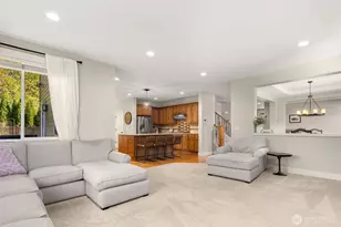 1719 271st Ave SE, Sammamish, WA 98075 - Photo 9