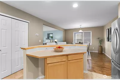 5465 Balustrade Boulevard SE, Lacey, WA 98513 - Photo 9