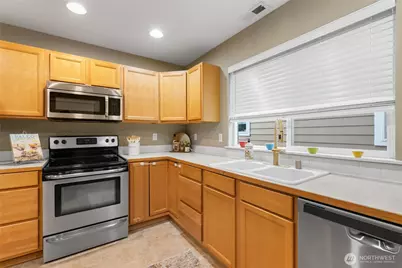 5465 Balustrade Boulevard SE, Lacey, WA 98513 - Photo 7