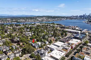 3642 A Interlake Ave N, Seattle, WA 98103 - Photo 31