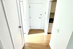 19411 56th Ave W, Lynnwood, WA 98036 - Photo 5