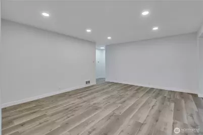 17017 4th Avenue NE, Shoreline, WA 98155 - Photo 7