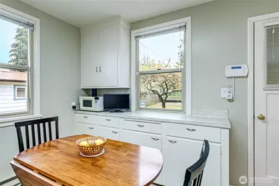 338 E Lopez Avenue NE, Port Angeles, WA 98362 - Photo 17