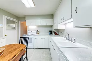 338 E Lopez Ave NE, Port Angeles, WA 98362 - Photo 13