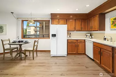 1071 4th Avenue S #302, Edmonds, WA 98020 - Photo 15