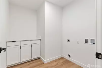 15809 239th Street E, Graham, WA 98338 - Photo 23