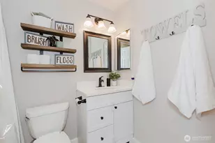 1135 Hillandale Dr E, Port Orchard, WA 98366 - Photo 15