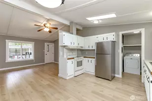 31108 3rd Ave, Black Diamond, WA 98010 - Photo 9