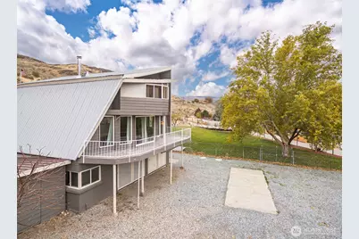 110 Bill Shaw Road, Pateros, WA 98846 - Photo 5