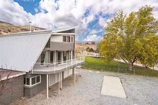 110 Bill Shaw Rd, Pateros, WA 98846 - Photo 5