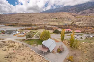 110 Bill Shaw Rd, Pateros, WA 98846 - Photo 3