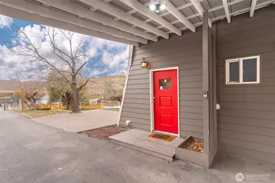 110 Bill Shaw Road, Pateros, WA 98846 - Photo 7