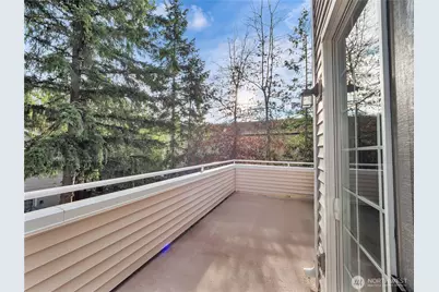 2070 132nd Avenue SE #712, Bellevue, WA 98005 - Photo 31