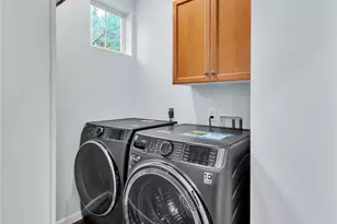 2070 132nd Ave SE, Bellevue, WA 98005 - Photo 29