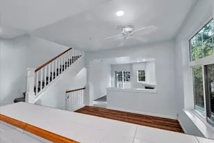 2070 132nd Ave SE, Bellevue, WA 98005 - Photo 15