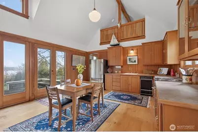 357 E Birnie Slough Road, Cathlamet, WA 98612 - Photo 15