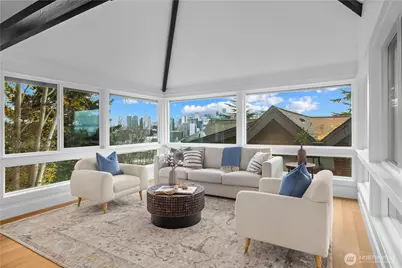 1014 4th Avenue N, Seattle, WA 98109 - Photo 9