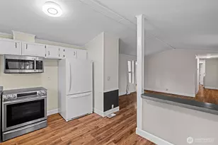 10302 Lakeview Ave SW, Lakewood, WA 98499 - Photo 7