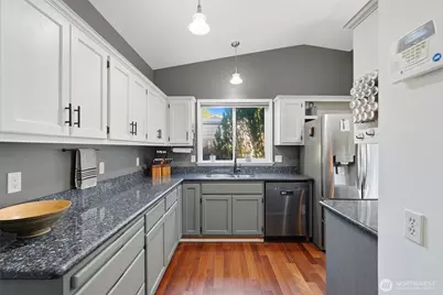 2943 SE Camano Drive, Camano Island, WA 98282 - Photo 11