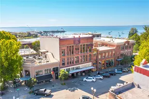 1208 11th St, Bellingham, WA 98225 - Photo 1