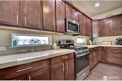 1306 SE 89th Avenue SE, Tumwater, WA 98501 - Photo 5