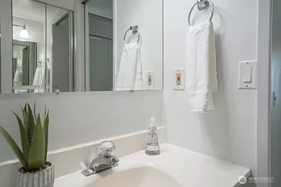 4027 Beach Drive SW #1, Seattle, WA 98116 - Photo 15