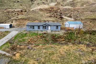 3570 Pinnacle Place, Wenatchee, WA 98801 - Photo 1