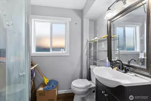 1411 47th Ave E, Fife, WA 98424 - Photo 11