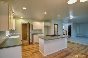 1519 Bonnie Pl, Mount Vernon, WA 98274 - Photo 7