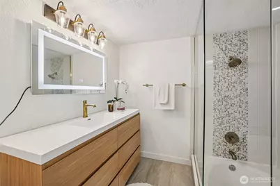 3700 26th Place W #203, Seattle, WA 98199 - Photo 13