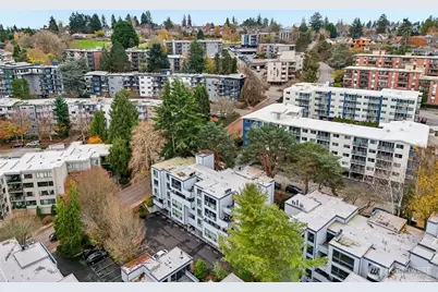 3700 26th Place W #203, Seattle, WA 98199 - Photo 27