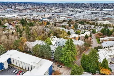 3700 26th Place W #203, Seattle, WA 98199 - Photo 31