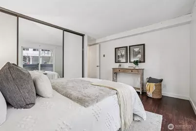 3700 26th Place W #203, Seattle, WA 98199 - Photo 7