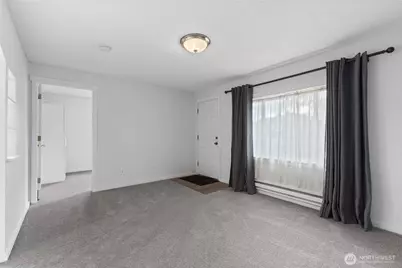 1307 S 80th St, Tacoma, WA 98408 - Photo 7