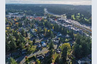 23901 59th Place W, Lake Forest Park, WA 98043 - Photo 35