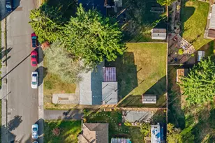 23901 59th Pl W, Lake Forest Park, WA 98043 - Photo 23