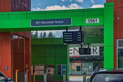 23901 59th Place W, Lake Forest Park, WA 98043 - Photo 25