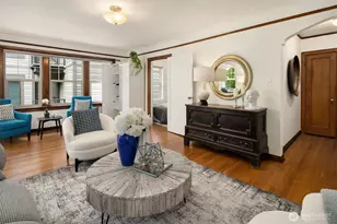 124 Warren Ave N, Seattle, WA 98109 - Photo 5