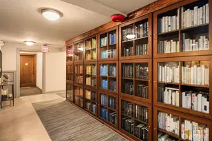 124 Warren Ave N, Seattle, WA 98109 - Photo 23