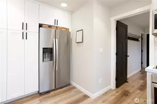 805 Cedar Dr, Lynden, WA 98264 - Photo 11