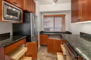 130 105th Ave SE, Bellevue, WA 98004 - Photo 7